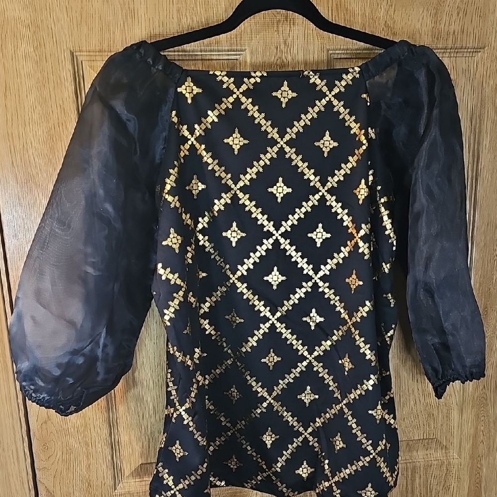 Chic Black and Gold Blouse - Picture 13 of 13